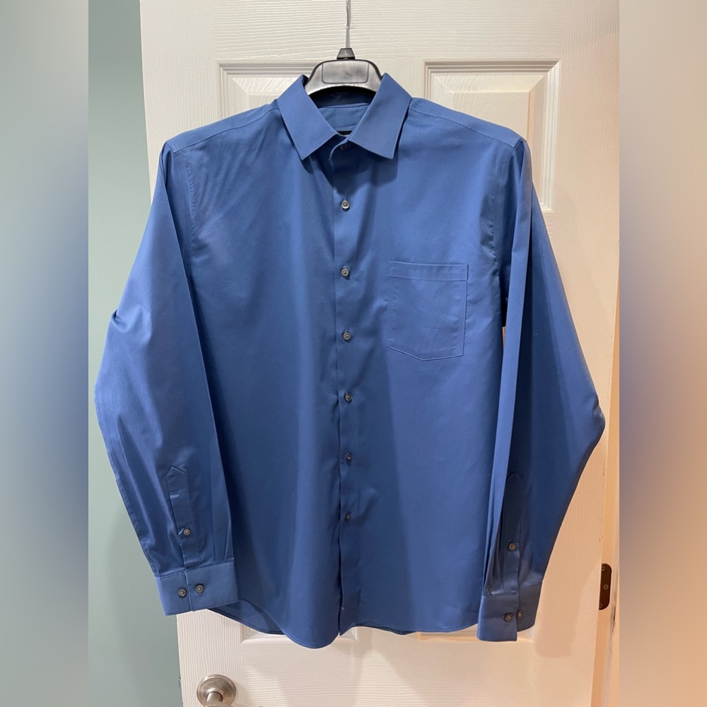 Van Heusen Men’s Large Button Up Long Sleeve Ultra Wrinkle Free Shirt Blue